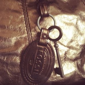 Too mamy accessories